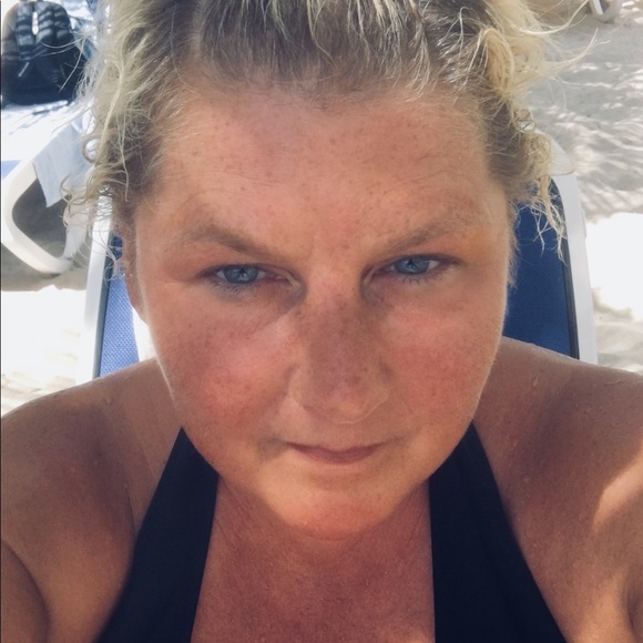 Meet your Posher, Julie - Picture 4 of 6